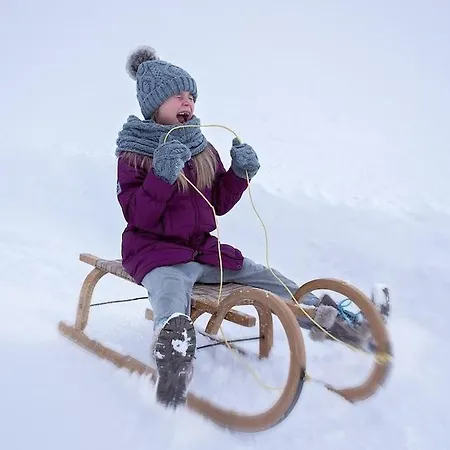 Talidyll Am Diemelsee An Der Talsperre- 4 Betten 1 Schlafsofa Bis Zu 5 Gästen - 2 Autominuten Bis Zum Badestrand - Nähe Willingen - Marsberg - Brilon - Privater Eingang