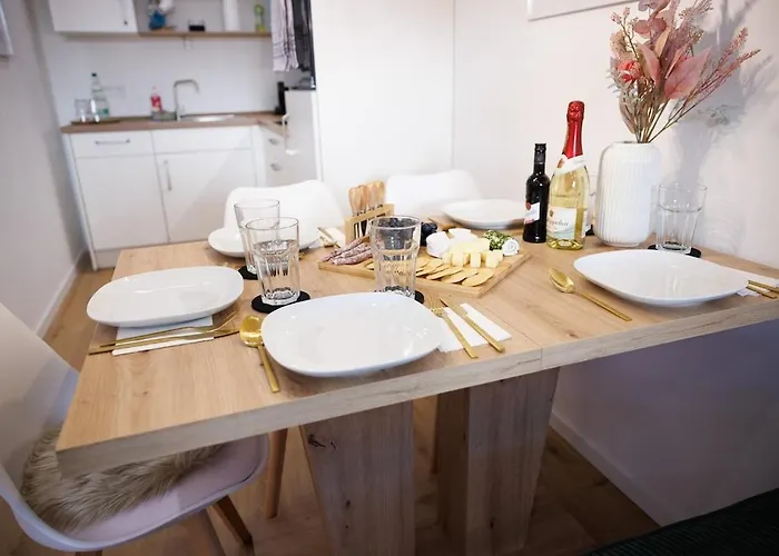 Talidyll Am Diemelsee An Der Talsperre- 4 Betten 1 Schlafsofa Bis Zu 5 Gästen - 2 Autominuten Bis Zum Badestrand - Nähe Willingen - Marsberg - Brilon - Privater Eingang Apartment *