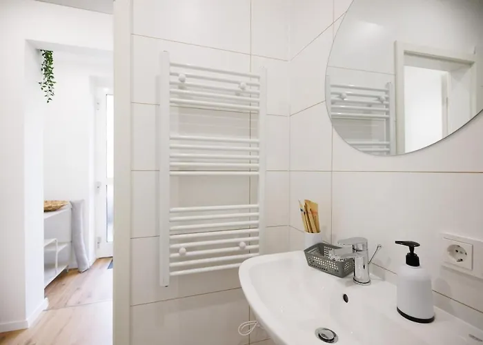 Talidyll Am Diemelsee An Der Talsperre- 4 Betten 1 Schlafsofa Bis Zu 5 Gästen - 2 Autominuten Bis Zum Badestrand - Nähe Willingen - Marsberg - Brilon - Privater Eingang * Helminghausen